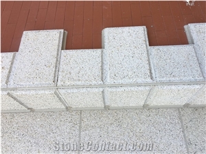 Yellow Granite Pasapet Quoins Cast Stone Quoin Finials