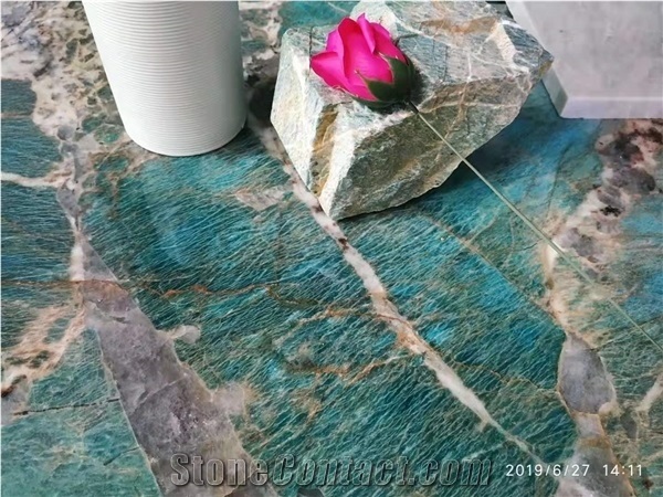 Amazon Emerald Quartzite Tiles & Slabs