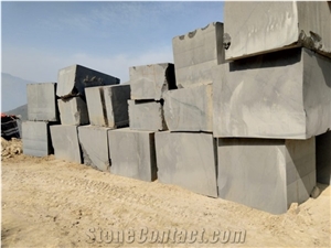 Pakistani Black Granite Blocks