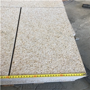 Bush-Hammered G682 Yellow Granite Tile Slab