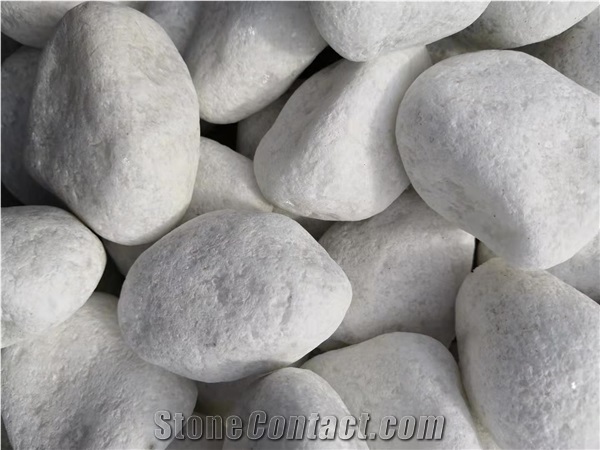 White Tumbled Pebble Stone Crushed Stone River Stone