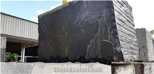 India Silver Grey Granite Quarry Boulders & Big Blocks