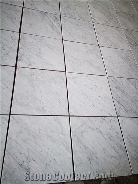 Carrara White Marble Flooring Tiles