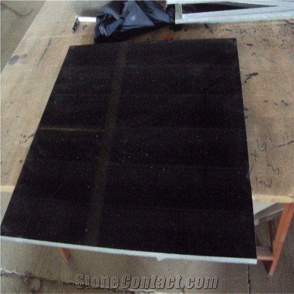 Absolute Black Granite Floor Installation Wall Pattern