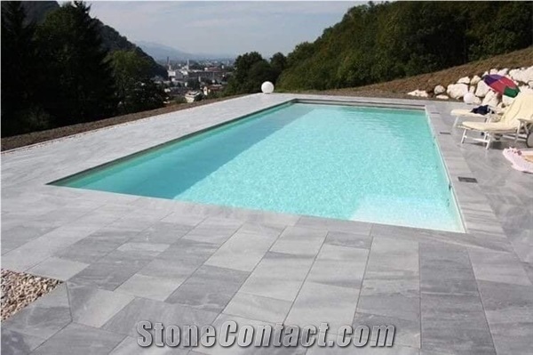 Best Colors for Swimming Pools