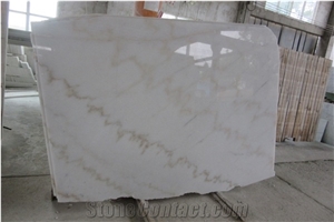 China Carrara Guangxi White Marble Slab Flooring for Kitchen