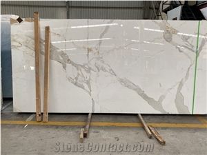 Calacatta White Marble Combine with Honeycomb Panel