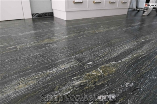 Pannonia Gruen Granite Polished Floor Tiles, Bathroom Tiles