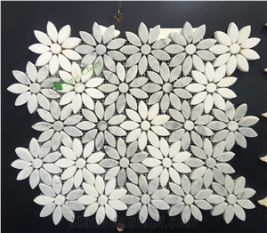 Customized Carrara White Marble Flower Pattern Mosaic Tile