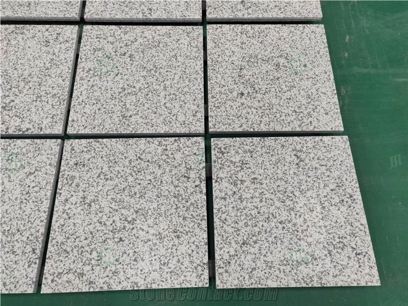 G655 Chinese Sesame White Granite Tiles Floor Covering
