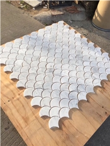 Carrara White Marble Fan/Scale Shaped Marble Mosaics Tile