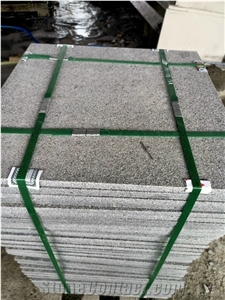 Honed Surface Strong Granite Tile and Slabs