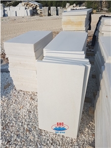 Horned Surface White Limestone Tile and Limestone Slab