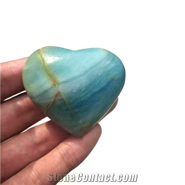 Sky Blue Crystal Heart Carved Healing Heart for Gift
