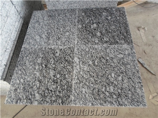Chinese Spray White Granite Polished Slabs Wall Flooring Use