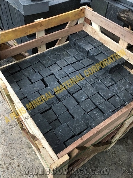 Absolute Black Basalt Cobble Stone