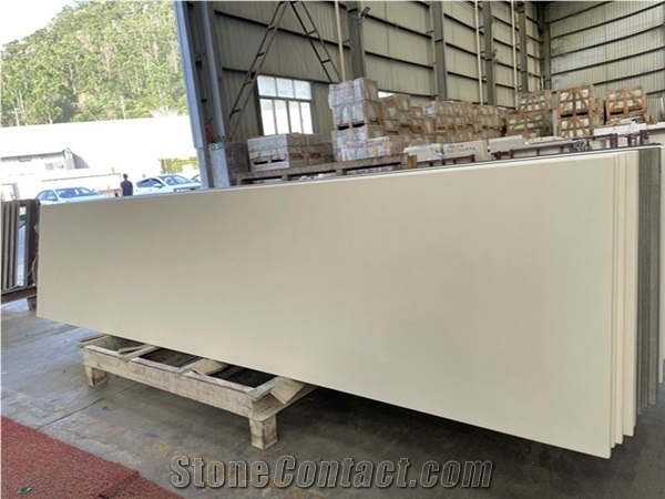 Super White Artificial Quartz Stone Custom Countertops