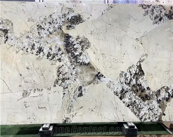 Transmit Patagonia Granite Tiles Slabs