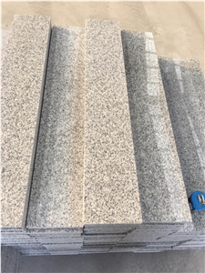Bush-Hammered G603 China Granite Sesame White Tiles