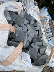 Gabbro cube stone 