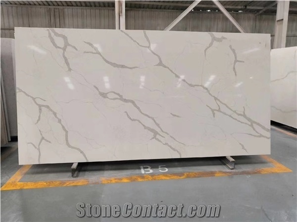 Polished Crushed Surface Glass Calacatta Quartz Stone slabs