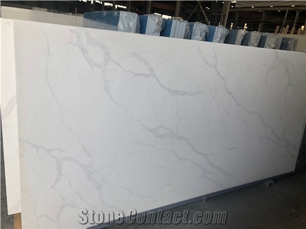 Polished Crushed Surface Glass Calacatta Quartz Stone slabs