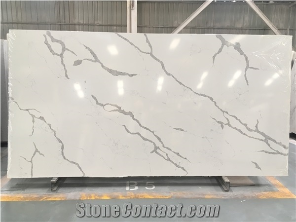 Large Quartz Slab Calacatta Engineered Stone Background slab