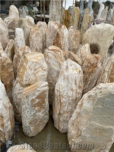 Monolith Boulders