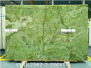 Royal Green Onyx Walling Tiles