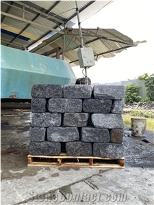 Volcanic Tumbled Basalt Stone Pavement