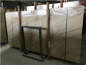 Bookmatched Royal Daino Marble Slabs & Tiles