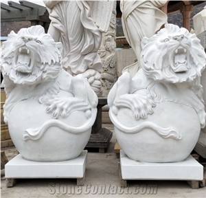 Outdoor Western Style Hunan White Marble Lions for Garden