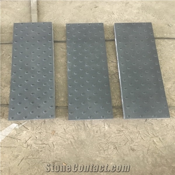 China Black Granite Tactile Blind Paving Stone Tiles