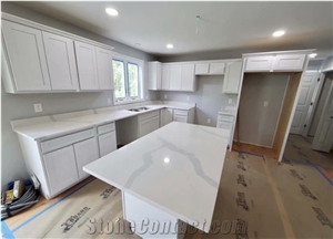 Classic Calacatta White Quartz Stone Kitchen Countertop
