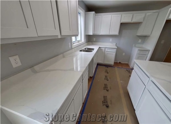 Classic Calacatta White Quartz Stone Kitchen Countertop