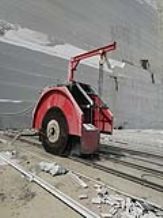 Mining stone block cutting machine