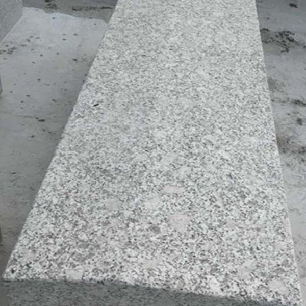 G341 Granite Kerb Stone2.jpg