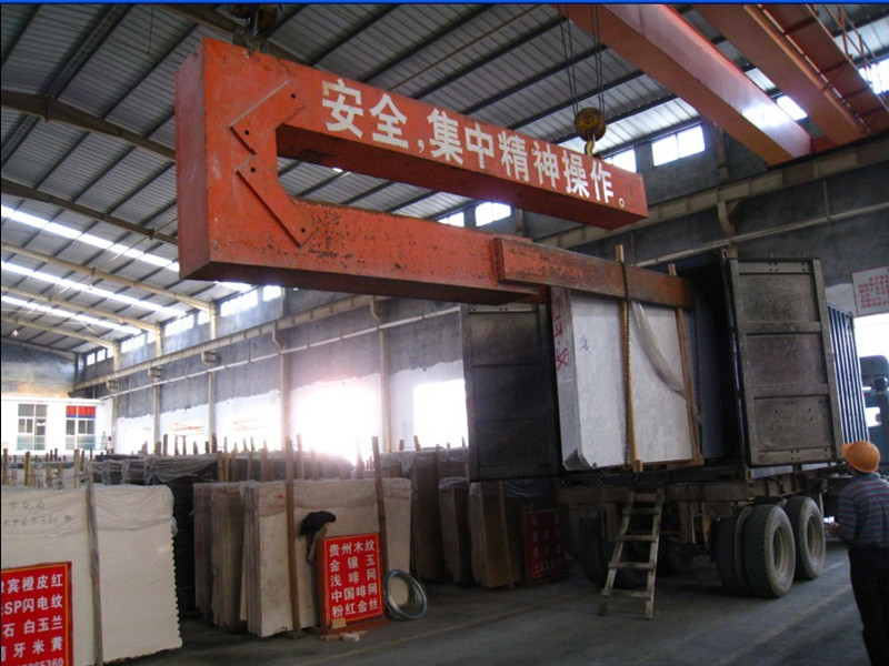 container loading at the factory.jpg