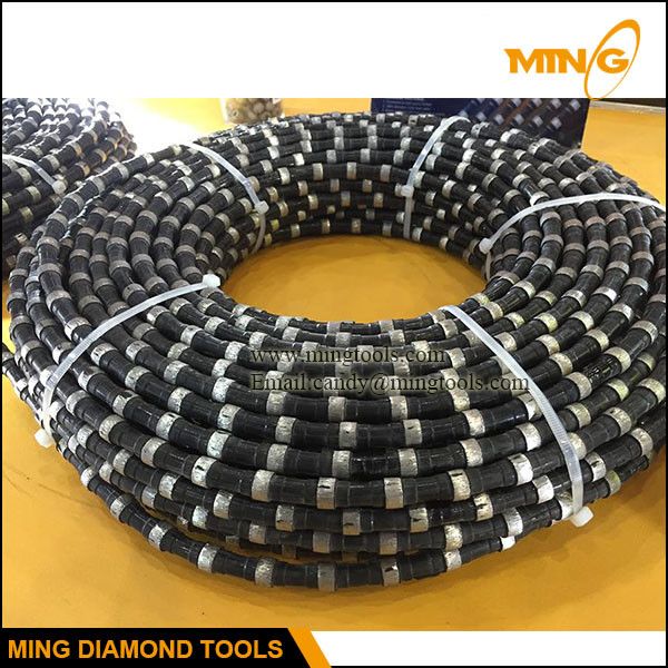 Diamond rope for granite quarrying rubber wire saw.jpg