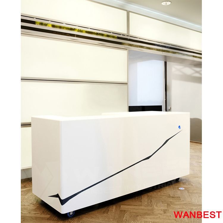 RE-121corian-white-and-black-mobile-reception-desk-with-inlay-832x1024.jpg