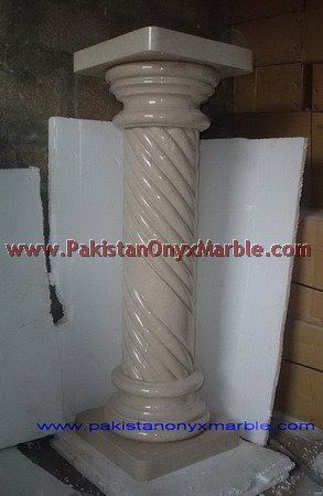 marble-pedestals-verona-beige-columns-pillers-09.jpg