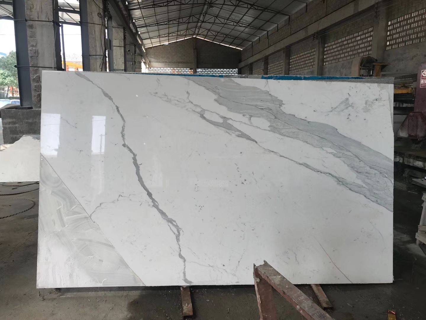 calacatta marble.jpg