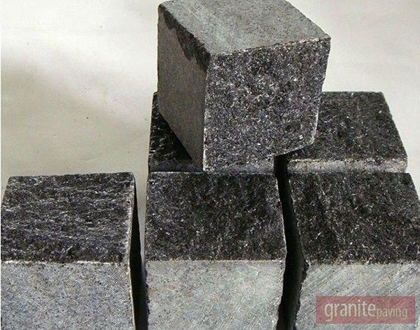 g684 black basalt cobblestone.jpg
