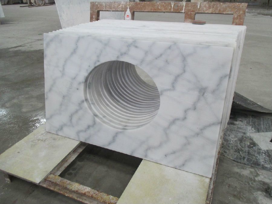 white marble countertops(2).jpg