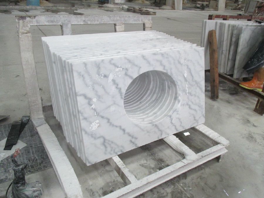 white marble countertops(3).jpg