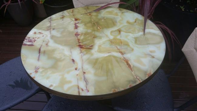 round green onyx coffee table top(3).jpg