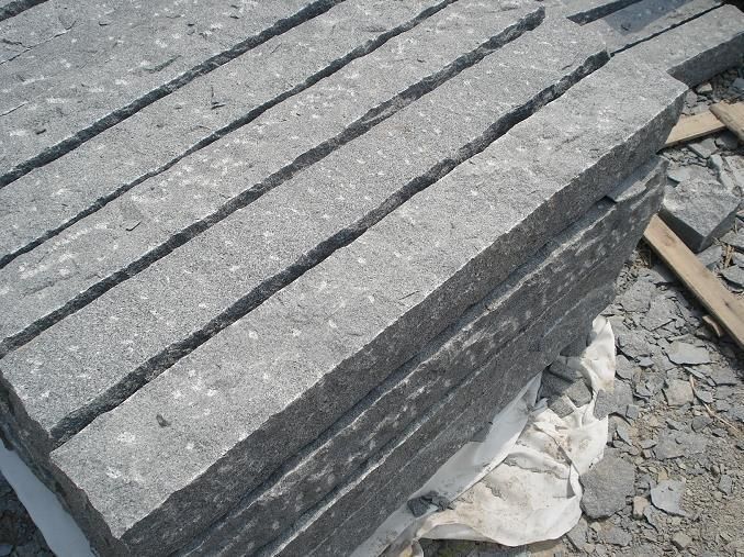 Black Basalt Palisade Stone G654(5).jpg