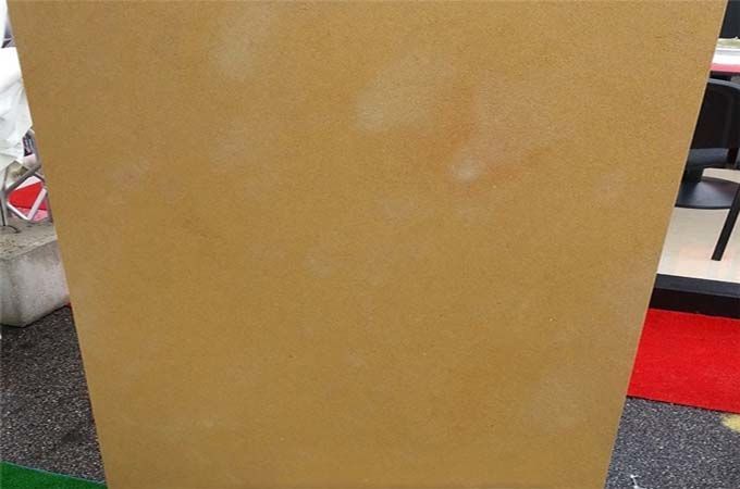 crema-dorada-sandstone-slabs.jpg