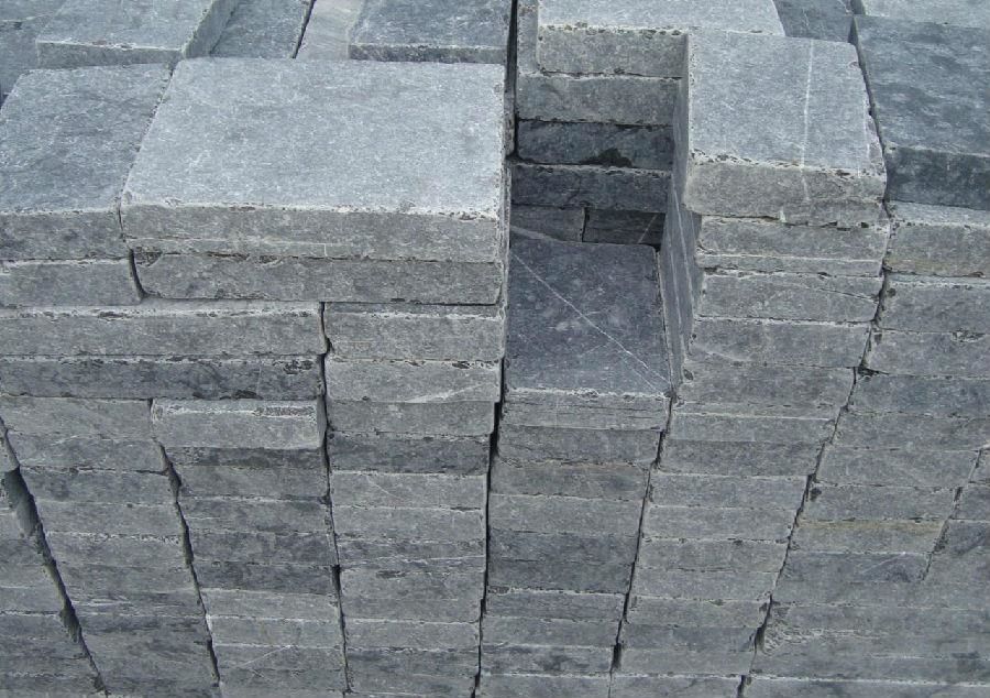 Tumbled Bluestone Cobblestone Pavers Tiles(4).jpg