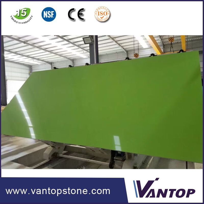 VT2804 pure green quartz.jpg